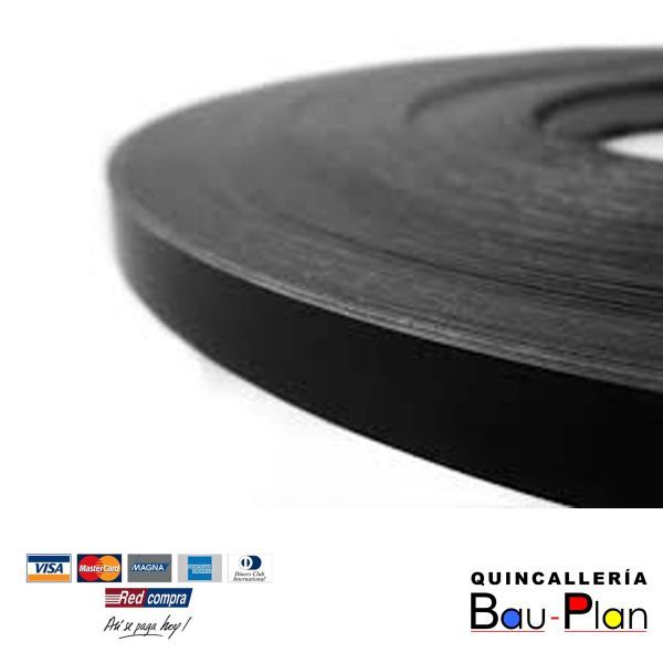TAPACANTO PVC NEGRO  22 MM x 0,8 MM