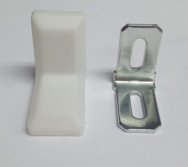 ESCUADRA METALICA 30X30 CON TAPA SATIN NICKEL - Imagen 2